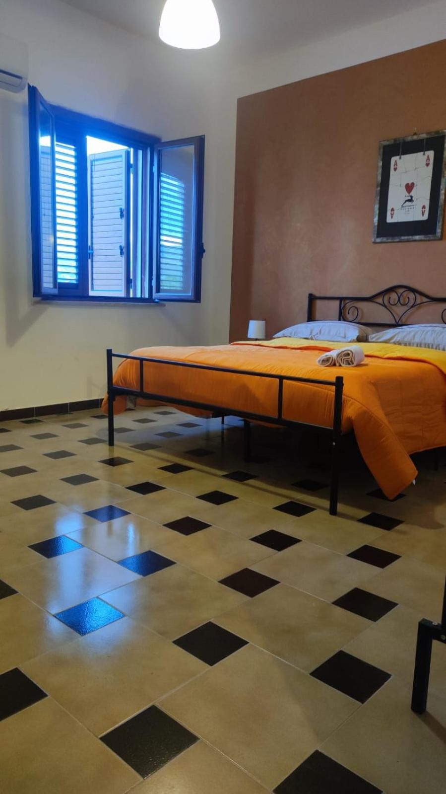 Casa Di Mitri Bed & Breakfast Carini Exterior photo
